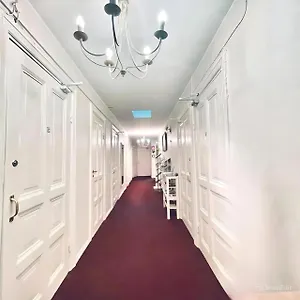 Senate 2*, Helsinki Finland