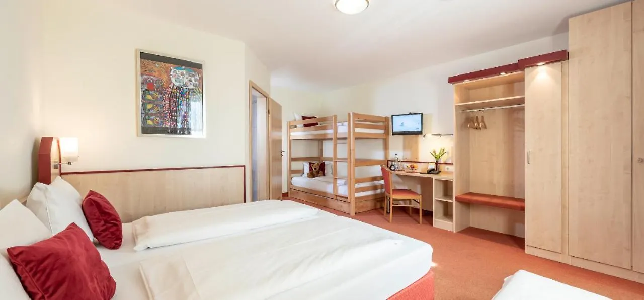 Hotel Am Wiesenweg L 24H Check-In Hausen