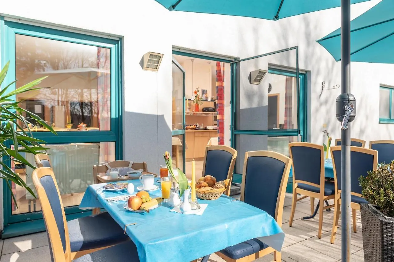 Hotel Am Wiesenweg l 24h check-in Hausen   Hausen (Wuerzburg)